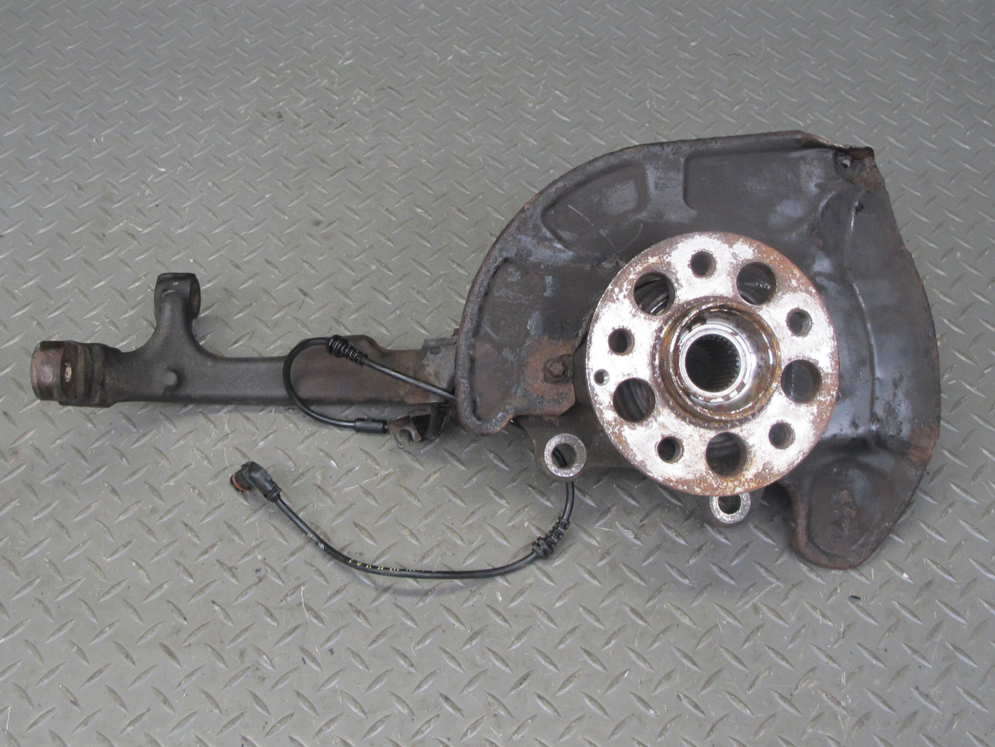 07-13 Mercedes W221 S550 AWD Front Right Spindle Knuckle Wheel Hub Bearing OEM