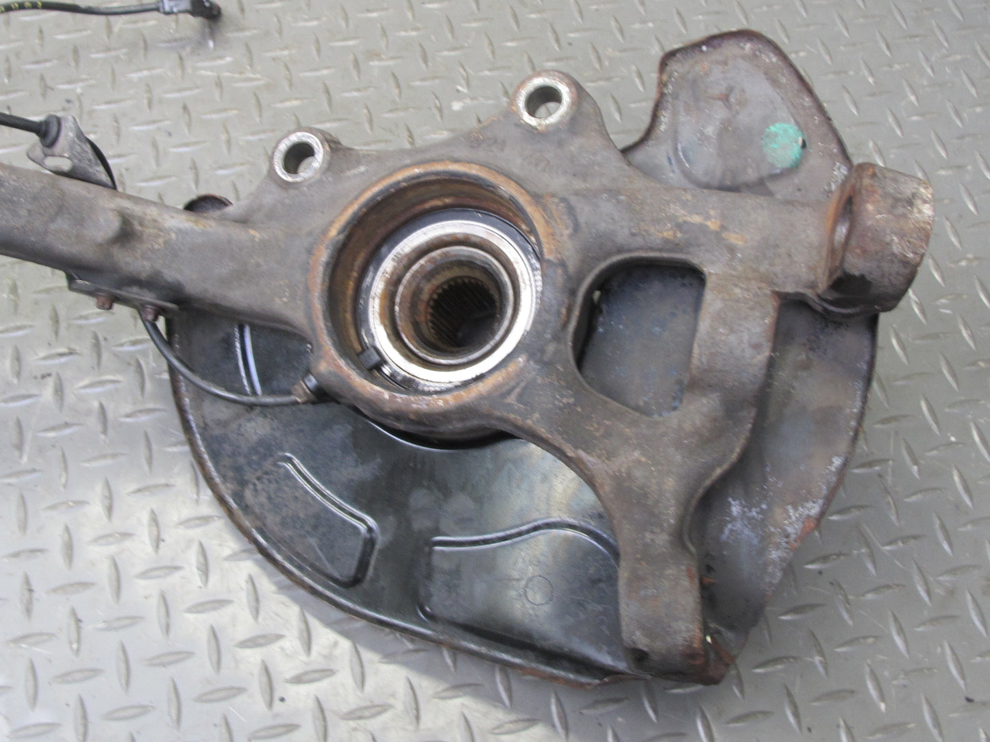 07-13 Mercedes W221 S550 AWD Front Right Spindle Knuckle Wheel Hub Bearing OEM