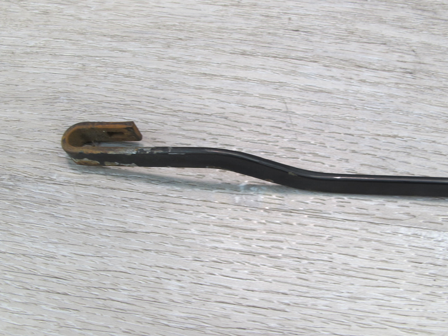86-91 Mercedes W126 Set of 2 Front Left & Right Windshield Wiper Arm OEM