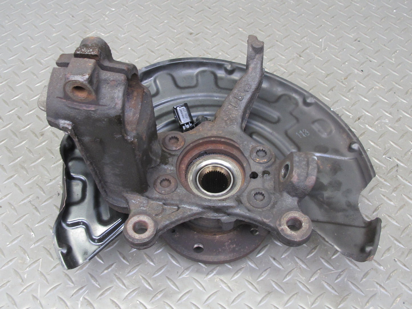 12-13 VW Golf R MK6 Front Right Spindle Knuckle Wheel Hub Bearing OEM