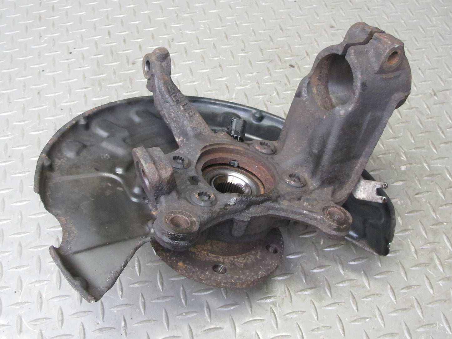 12-13 VW Golf R MK6 Front Left Spindle Knuckle Wheel Hub Bearing OEM