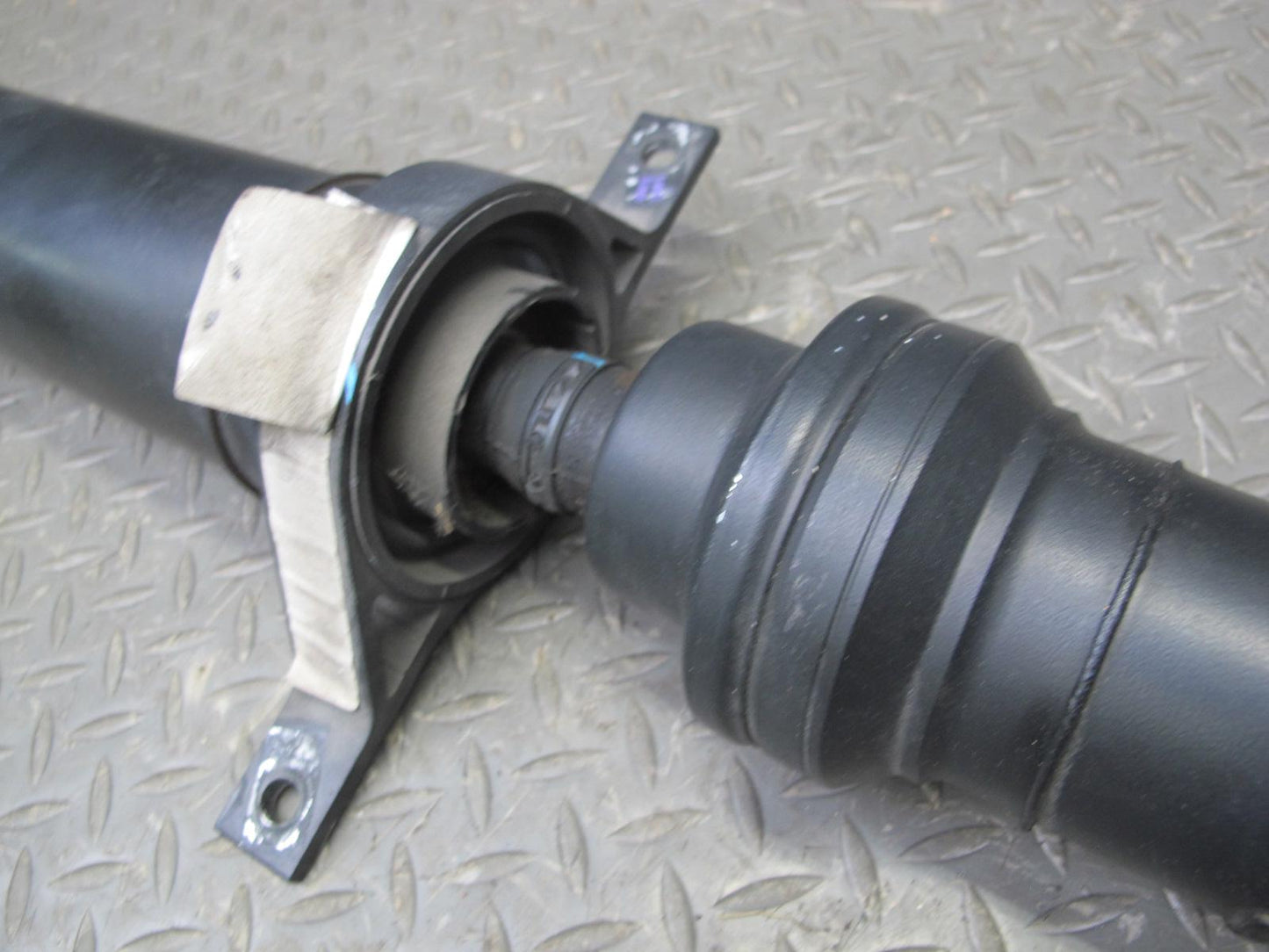 2013-2017 Range Rover L405 5.0L 4WD A/T Supercharged Rear Drive Shaft Driveshaft