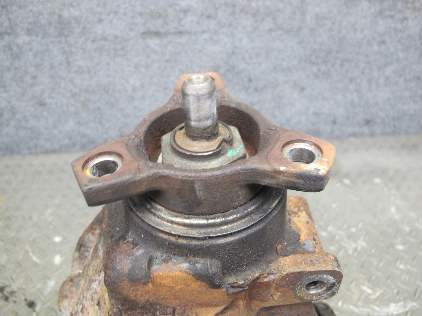 95-99 Mercedes W140 S320 Rear Differential Carrier 3.45 Ratio OEM