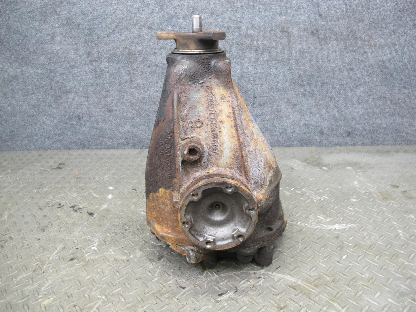 95-99 Mercedes W140 S320 Rear Differential Carrier 3.45 Ratio OEM
