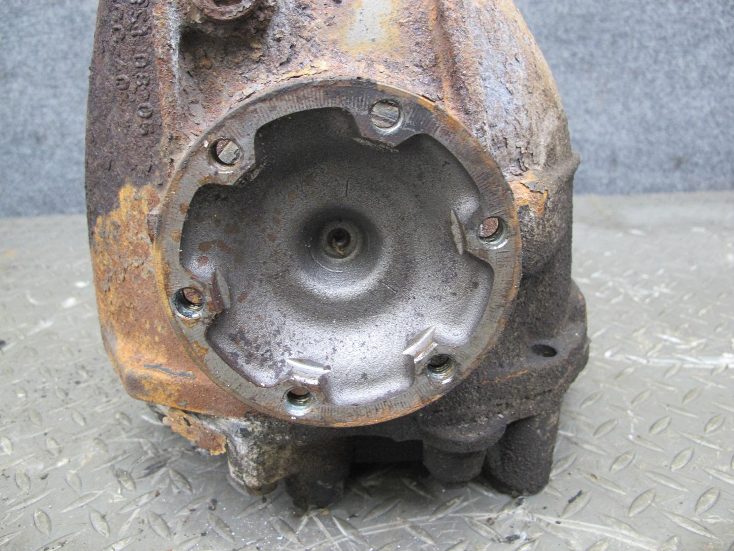 95-99 Mercedes W140 S320 Rear Differential Carrier 3.45 Ratio OEM