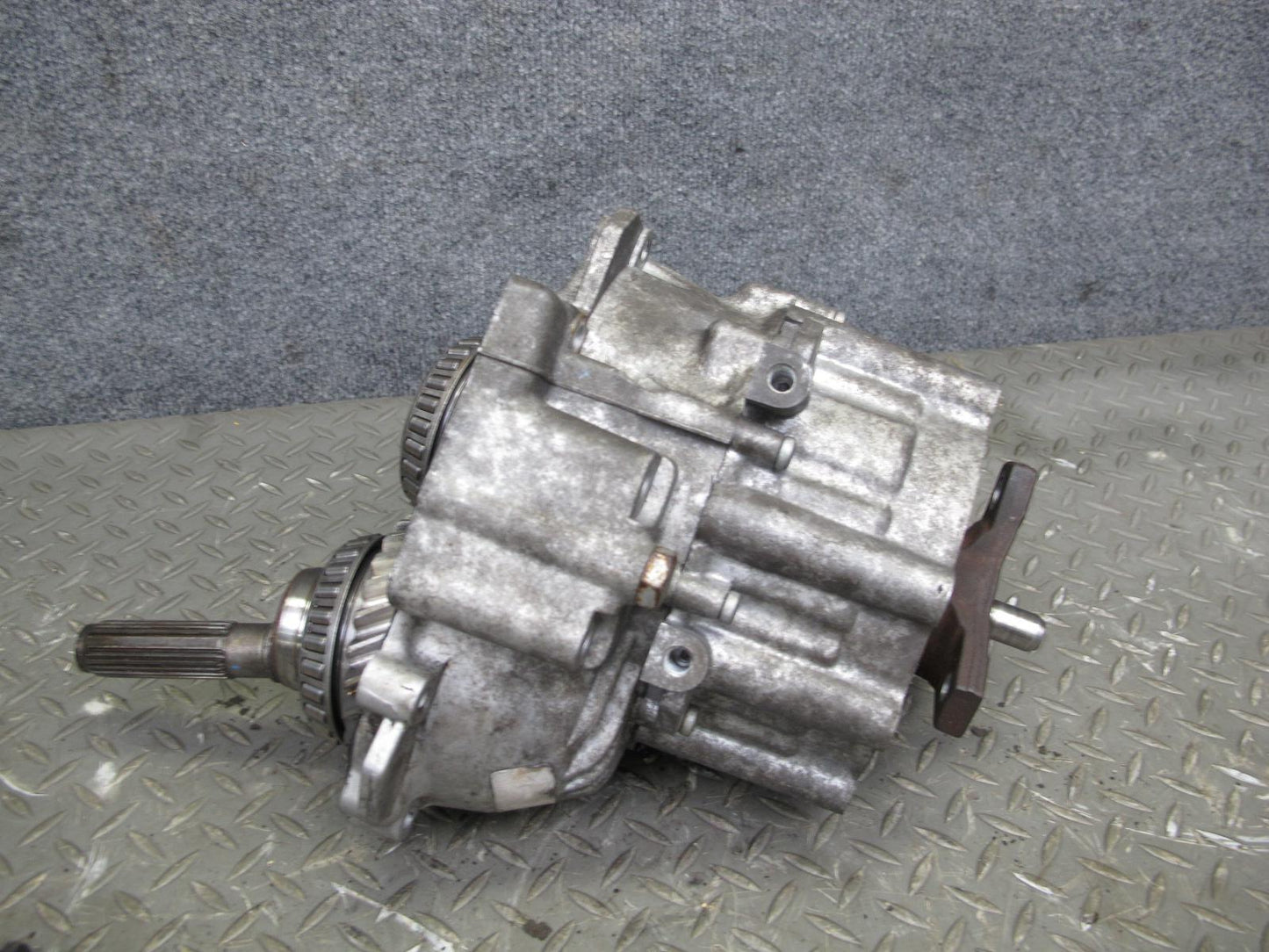 07-09 Mercedes W221 S550 4MATIC AWD 722.961 7G-TRONIC Transfer Case 166K OEM