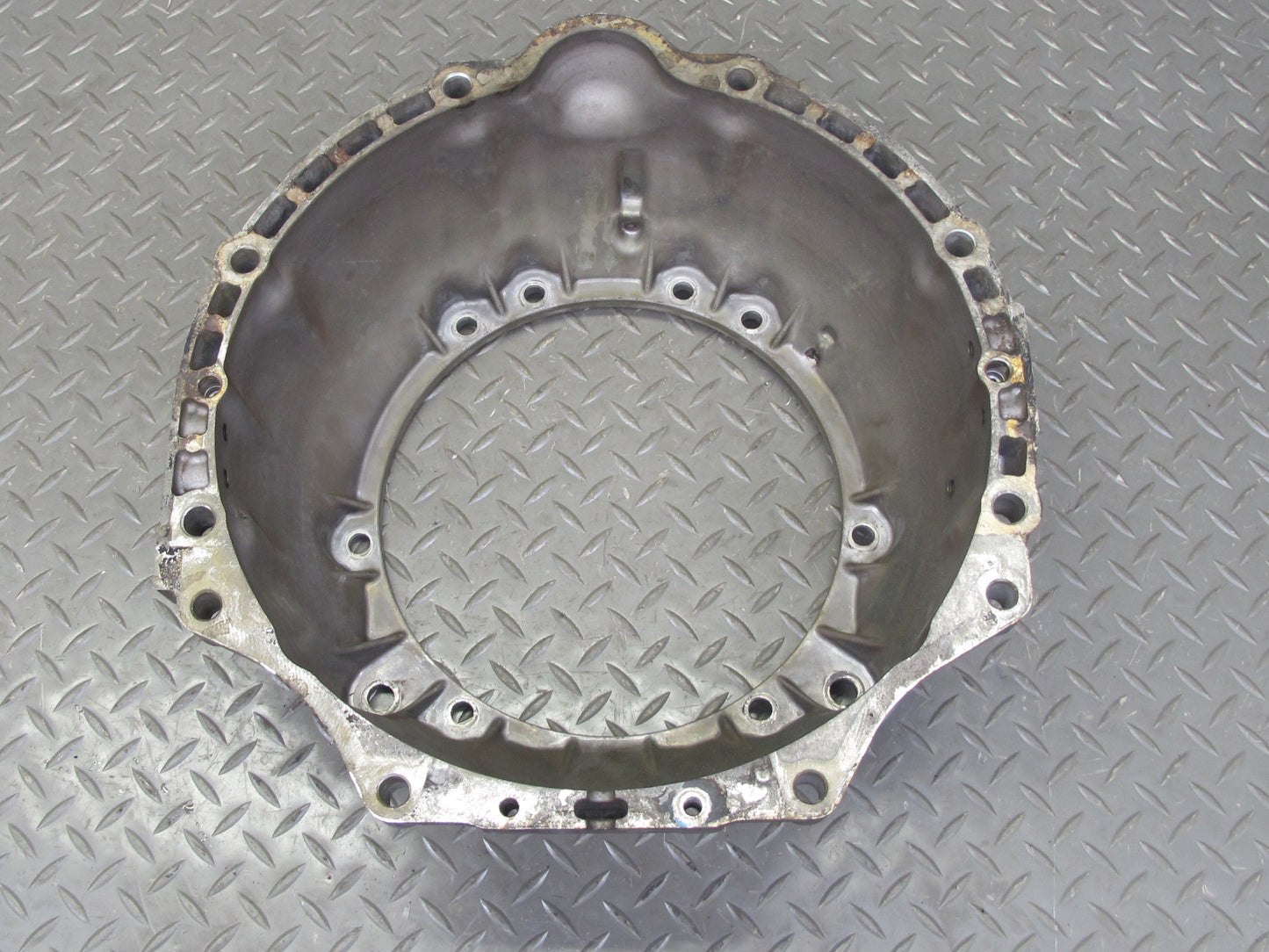 2004-2005 Lexus UZJ100L LX470 A750F A/T Automatic Transmission Bell Housing