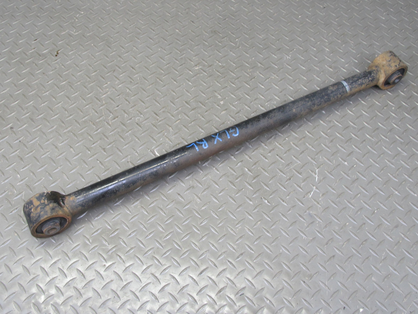 1998-2007 Lexus UZJ100L LX470 Rear Left Driver Side Control Arm Set