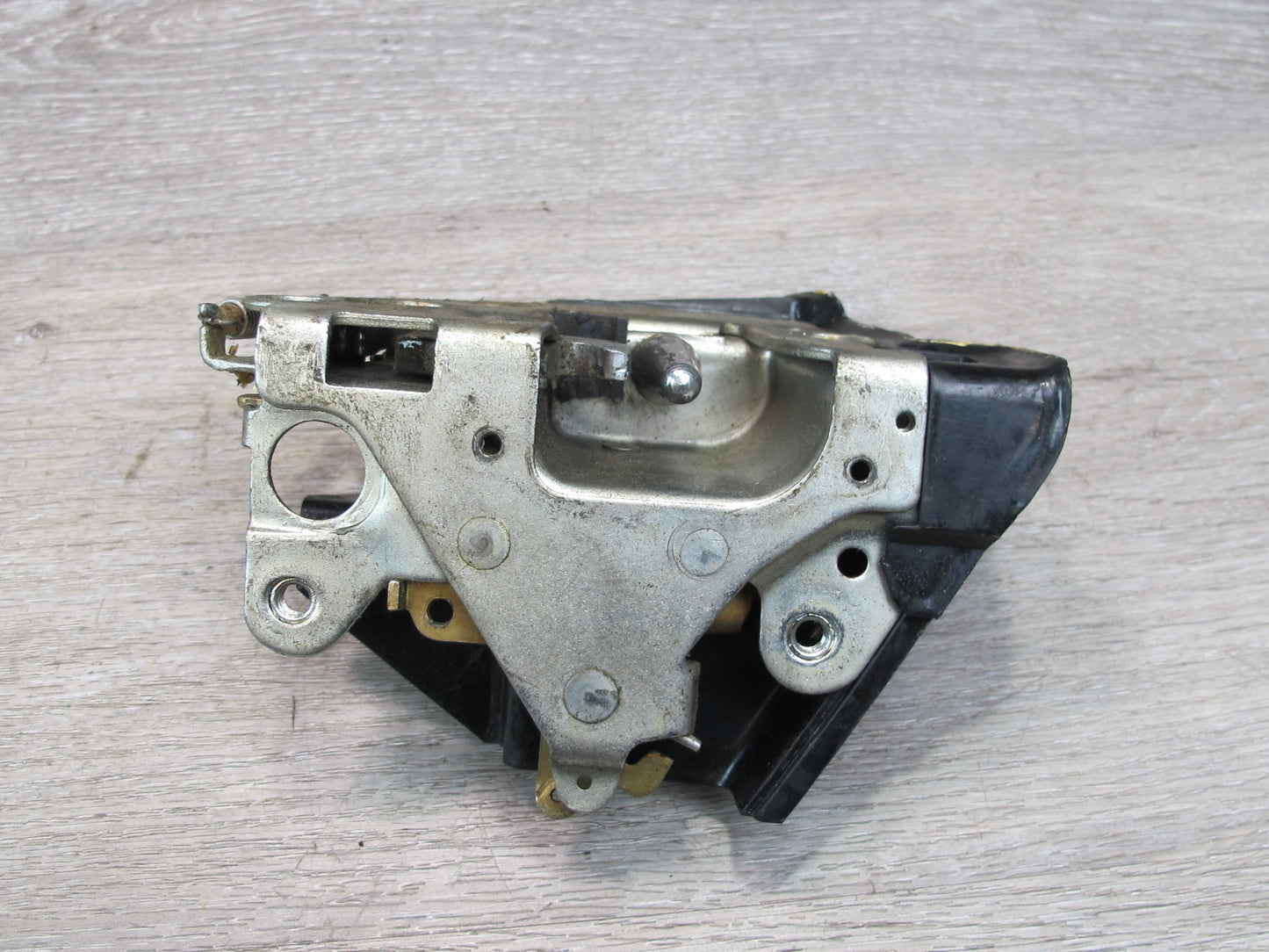 86-91 Mercedes W126 Rear Left Door Lock Latch Actuator OEM