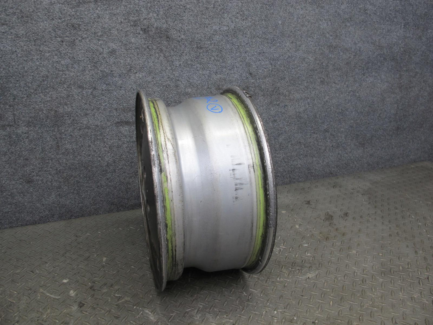 86-89 Mercedes W126 Factory 15" R15 Wheel Rim 15x7J ET25 1264003002 OEM