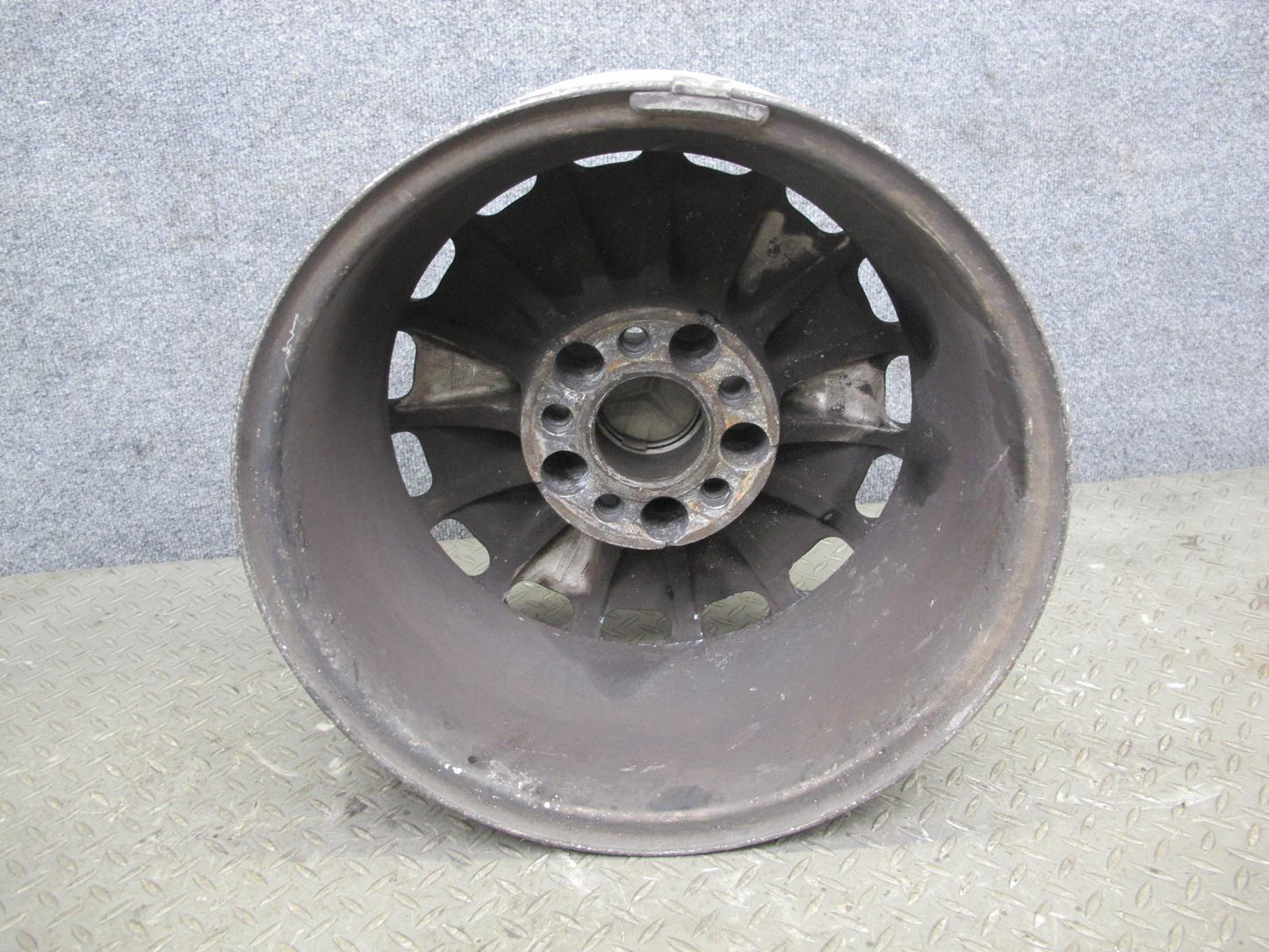 86-89 Mercedes W126 Factory 15" R15 Wheel Rim 15x7J ET25 1264003002 OEM