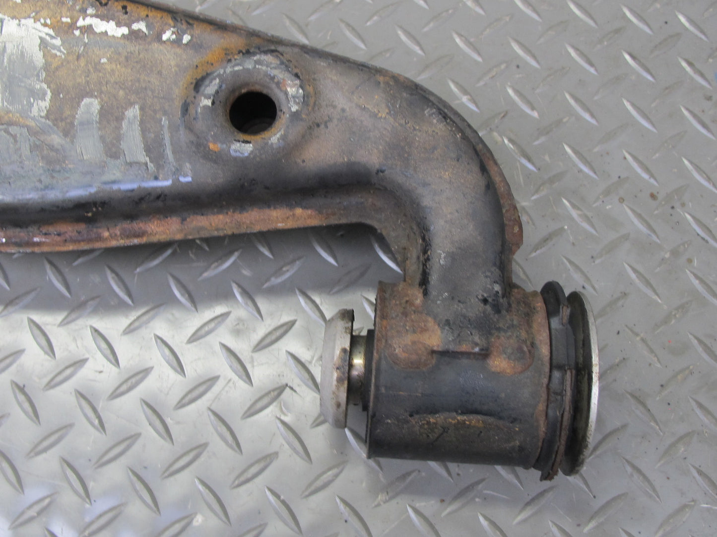 94-99 Mercedes W140 Front Left Suspension Lower Control Arm OEM