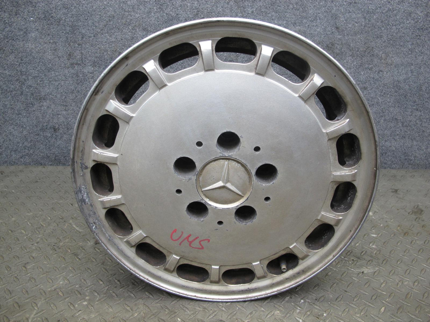 86-89 Mercedes W126 Factory 15" R15 Wheel Rim 15x7J ET25 1264003002 OEM