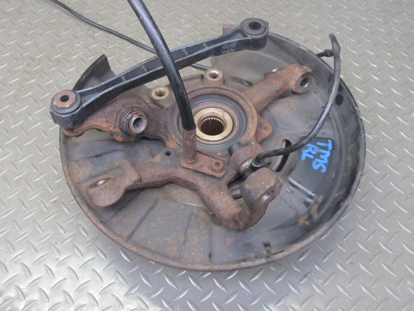 94-99 Mercedes W140 RWD Rear Left Spindle Knuckle Wheel Hub Bearing OEM