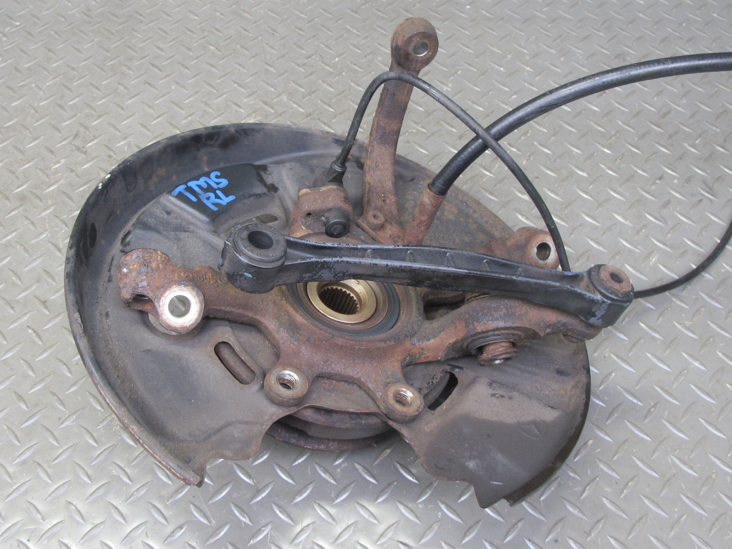 94-99 Mercedes W140 RWD Rear Left Spindle Knuckle Wheel Hub Bearing OEM