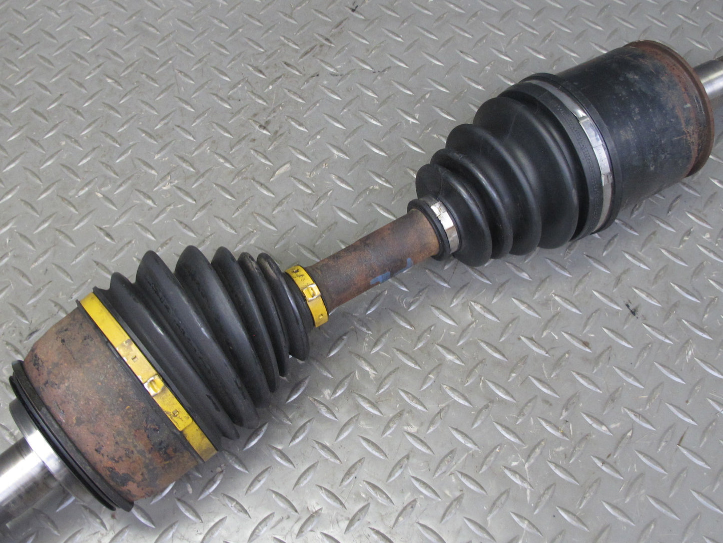 1998-2007 Lexus UZJ100L LX470 AWD Front Left Driver Side Suspension Axle Shaft