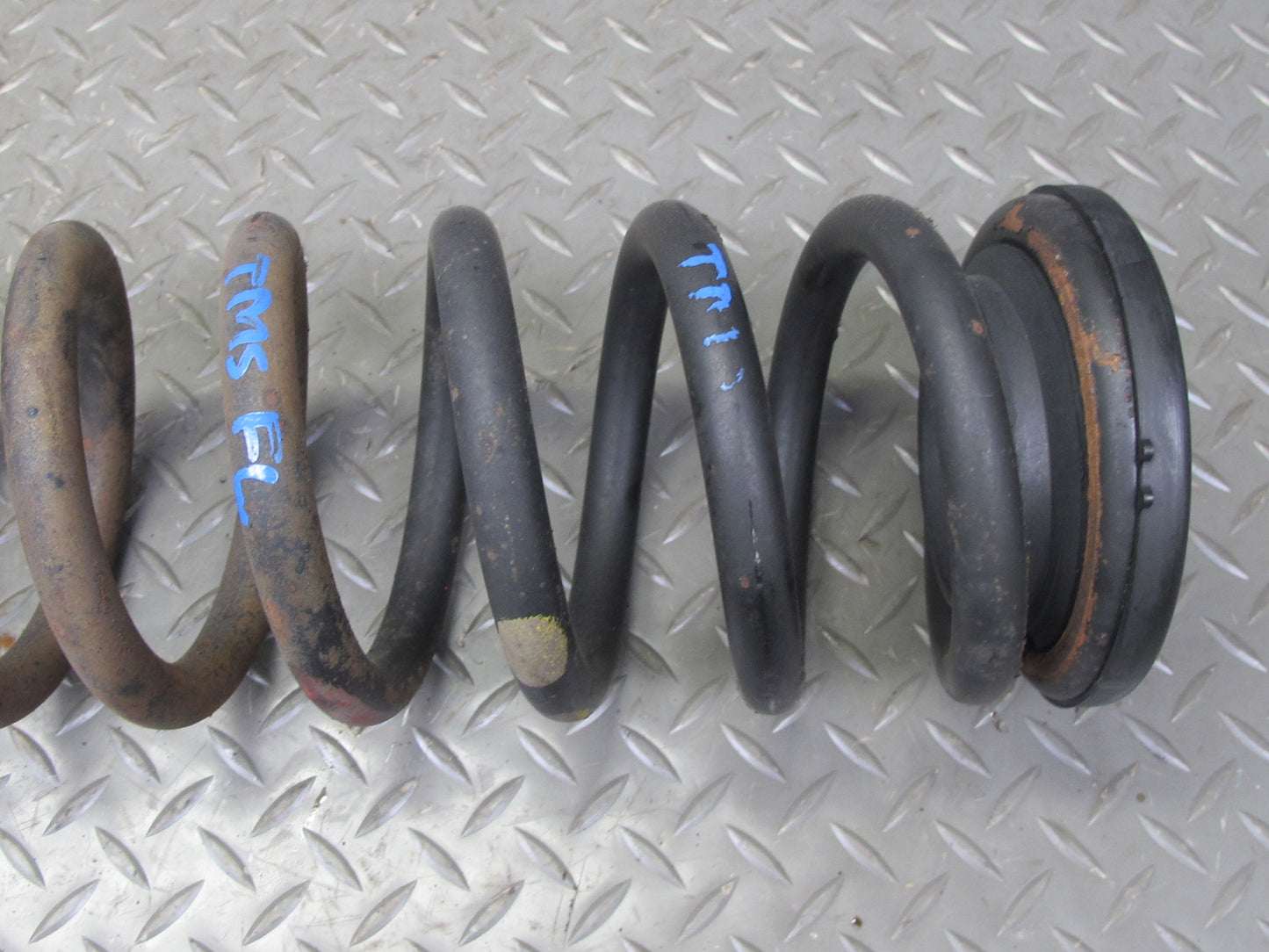 94-99 Mercedes W140 S320 Set of 2 Front Left & Right Suspension Coil Spring OEM