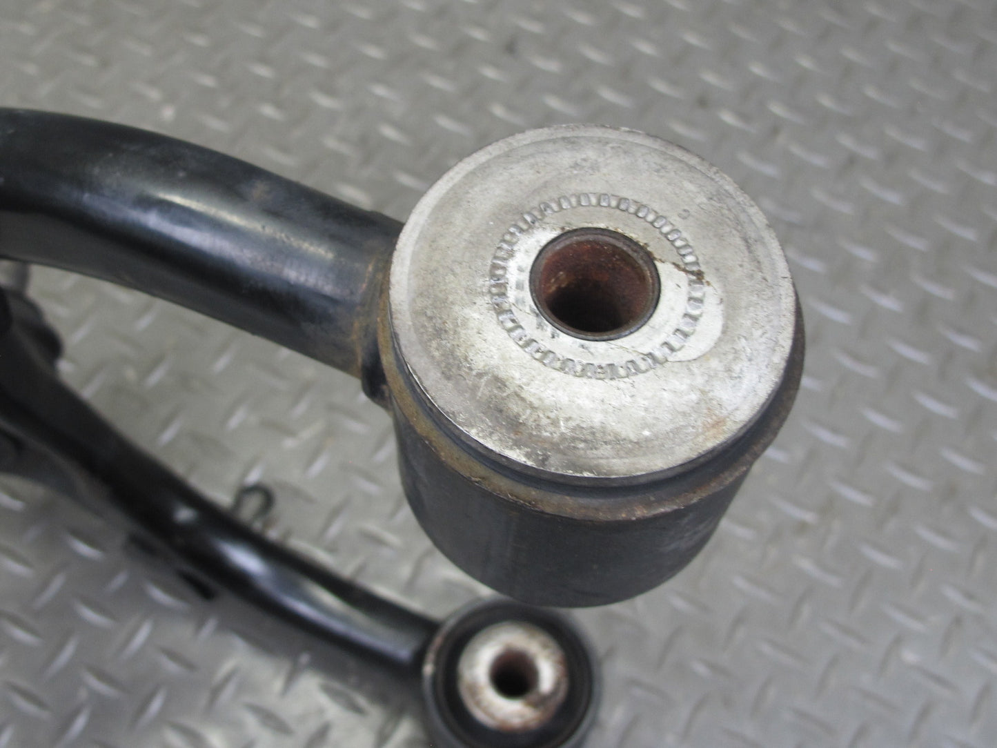 1998-2007 Lexus UZJ100L LX470 Front Left Driver Side Upper Control Arm