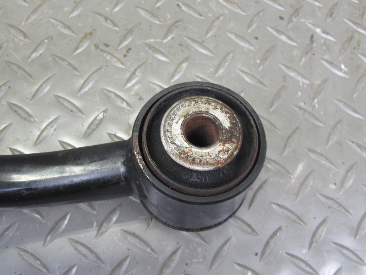 1998-2007 Lexus UZJ100L LX470 Front Left Driver Side Upper Control Arm