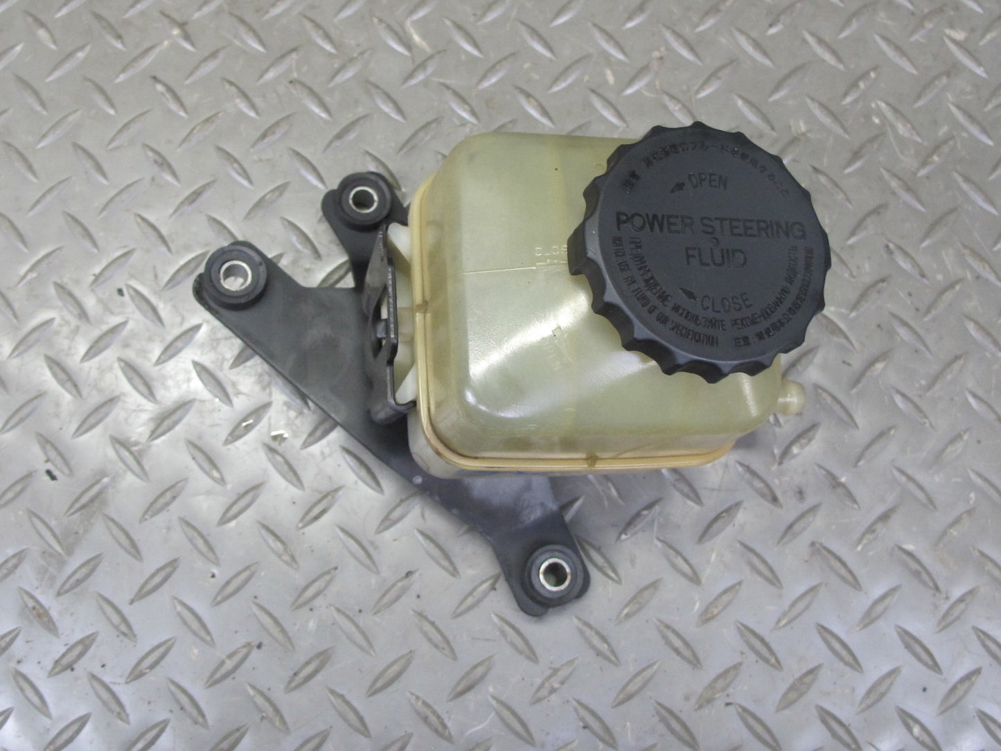 1998-2007 Lexus LX470 Power Steering Fluid Reservoir Bottle Tank W/ Bracket