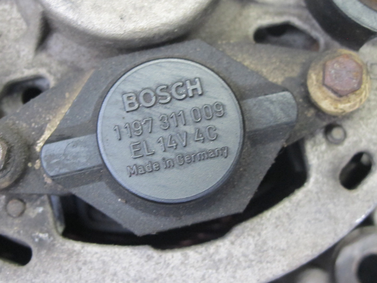 86-91 Mercedes W126 560SEL 560SEC Engine Alternator Generator OEM