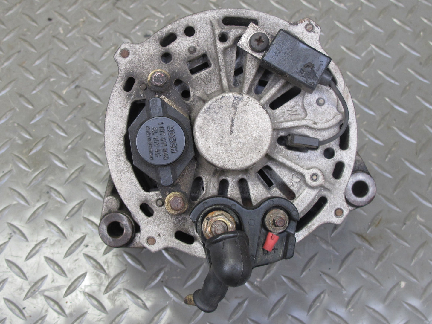 86-91 Mercedes W126 560SEL 560SEC Engine Alternator Generator OEM