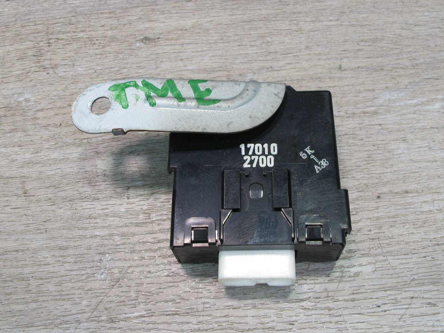 91-92 Toyota SW21L MR2 Headlight Retractor Control Module 85964-20050 OEM