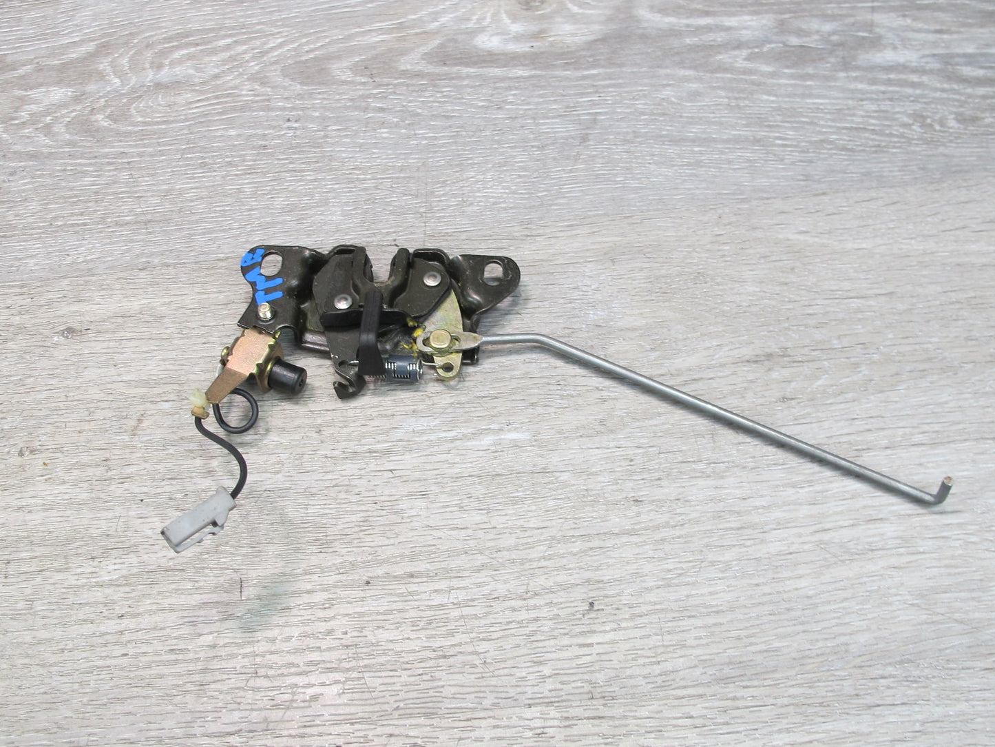 91-95 Toyota MR2 SW21L Rear Trunk Lid Lock Latch OEM