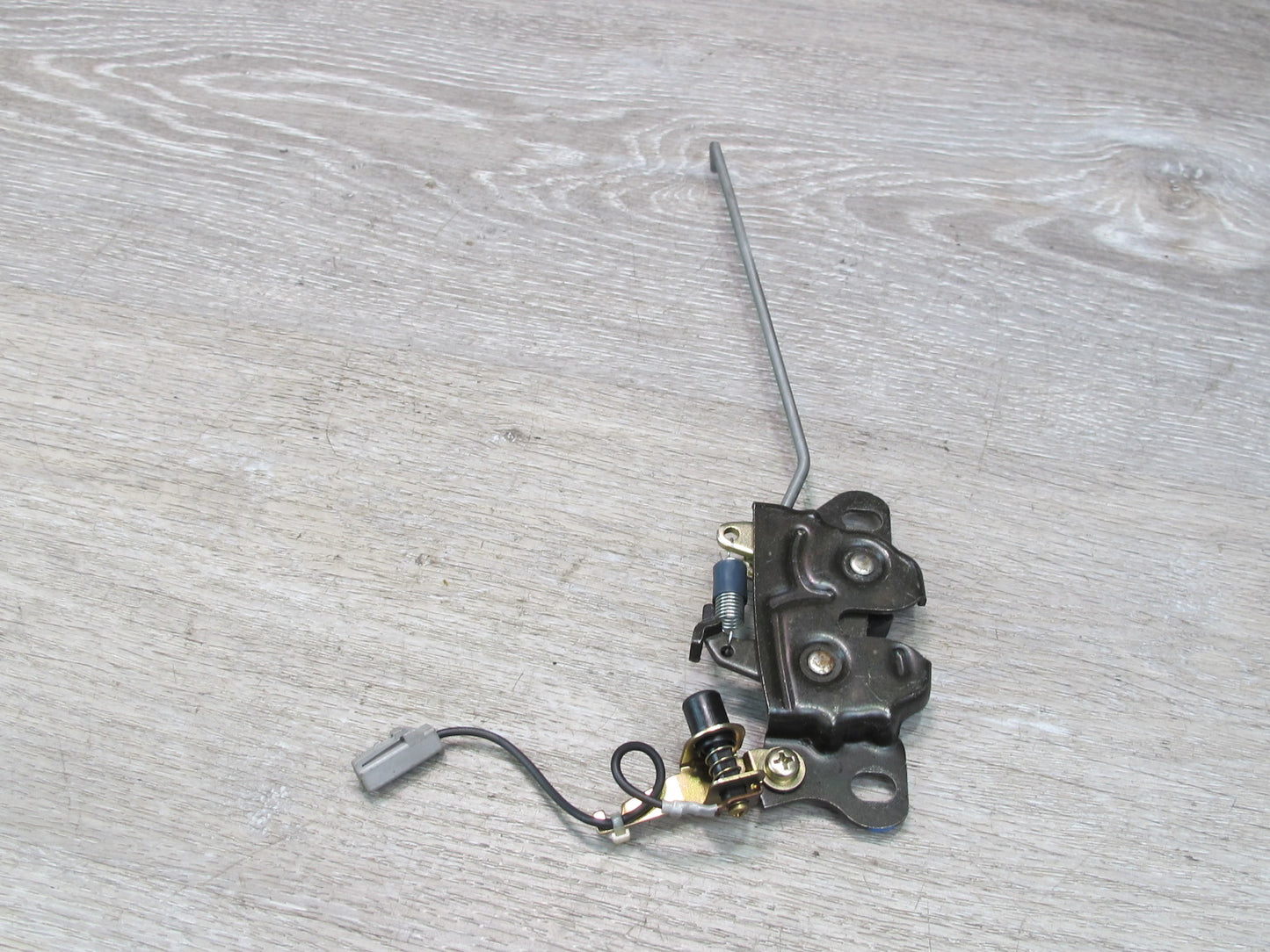 91-95 Toyota MR2 SW21L Rear Trunk Lid Lock Latch OEM