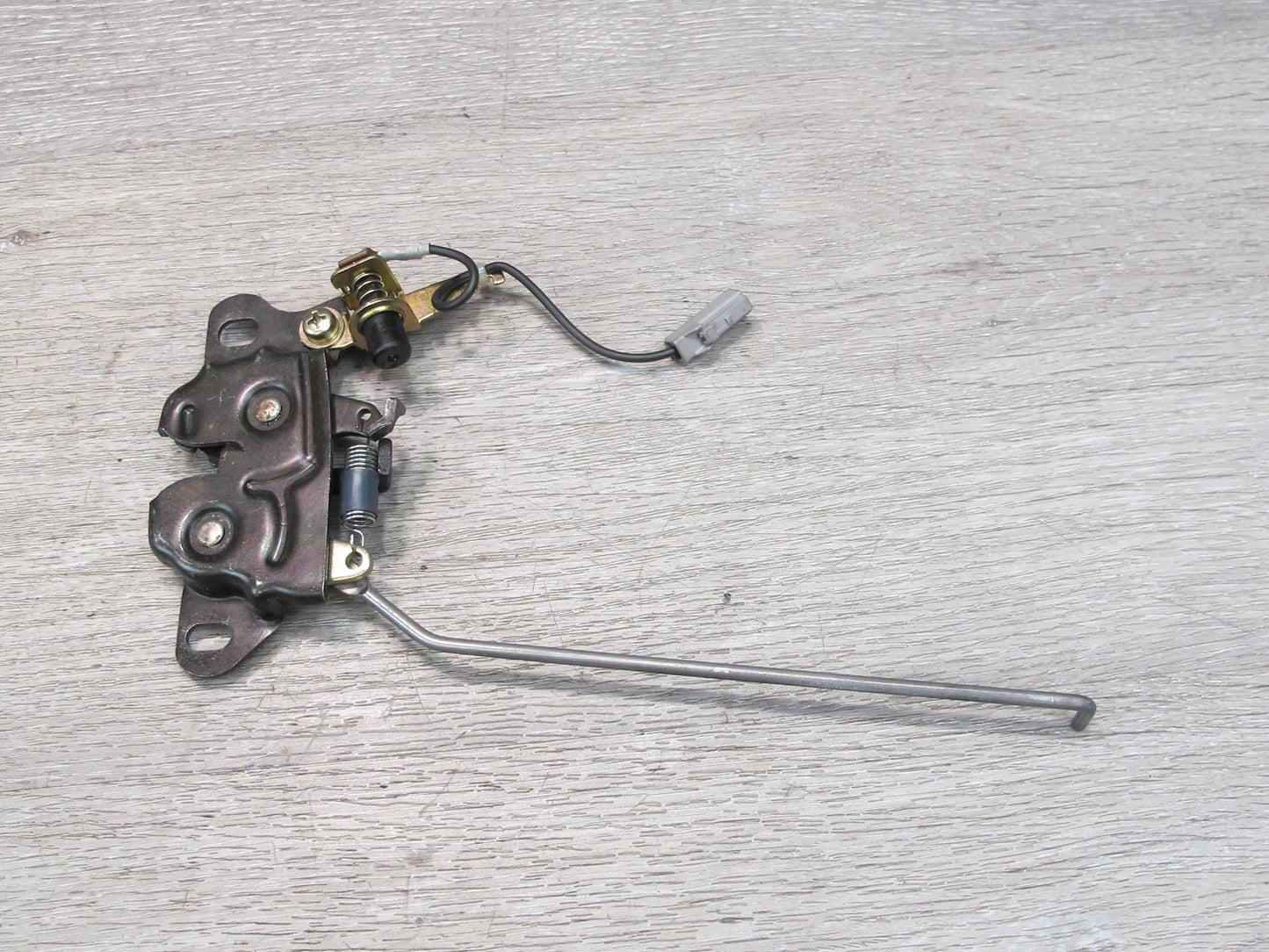 91-95 Toyota MR2 SW21L Rear Trunk Lid Lock Latch OEM