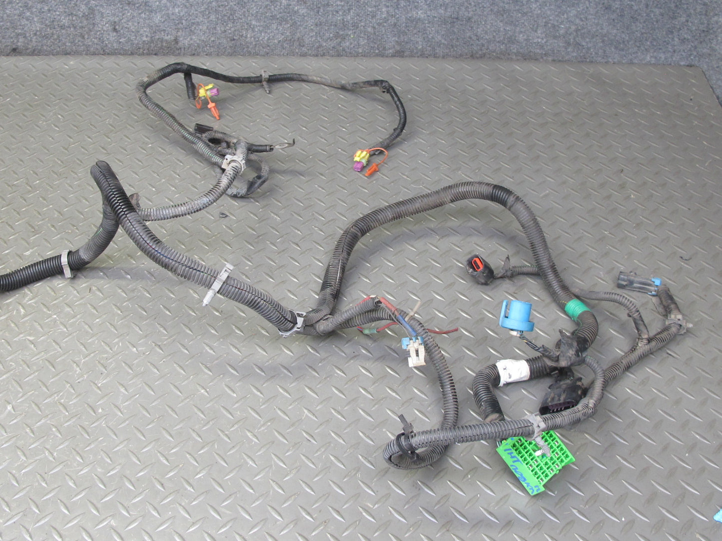 2003-2005 Hummer H2 Front Headlight Lamp Wire Wiring Harness 15186220