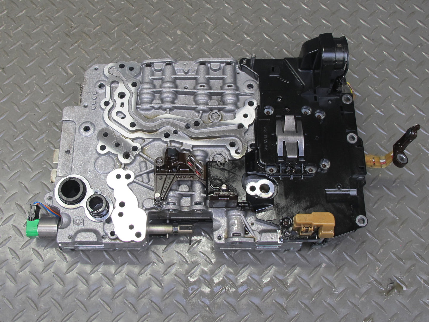 2013-2017 Land Range Rover L405 8HP-70 Transmission Valve Body Mechatronic