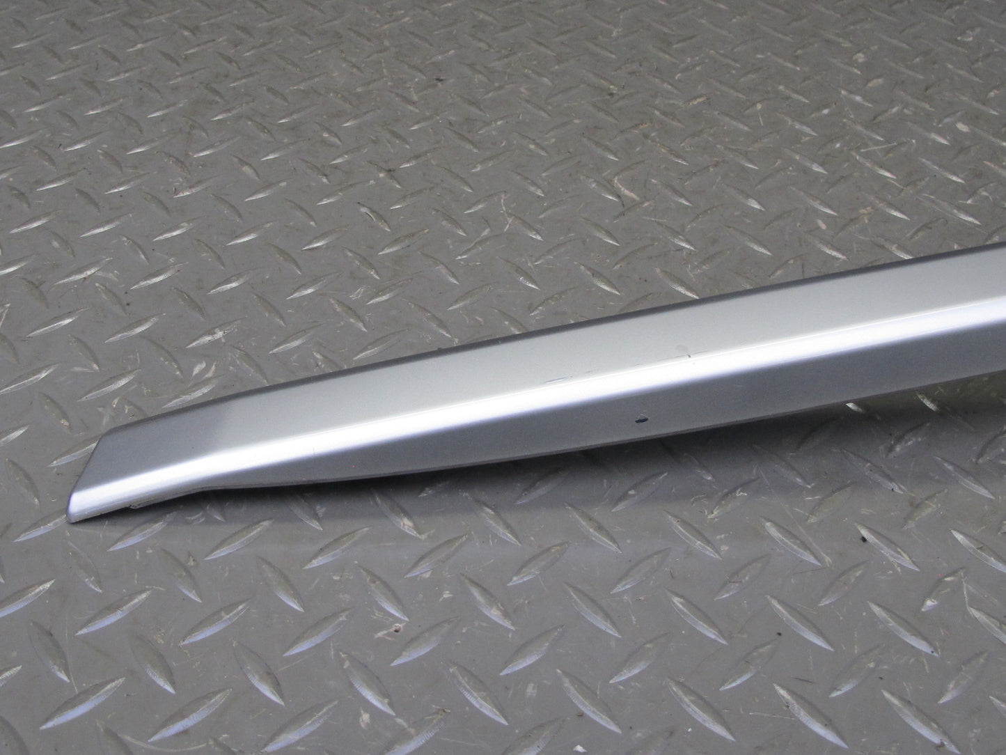 2013-2017 Land Range Rover L405 Rear Right Bumper Trim Molding CK52-17D752-AB