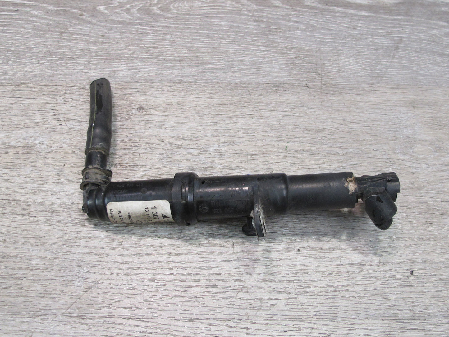 07-13 Mercedes W221 S-class Front Left & Right Headlight Washer Nozzle Set OEM
