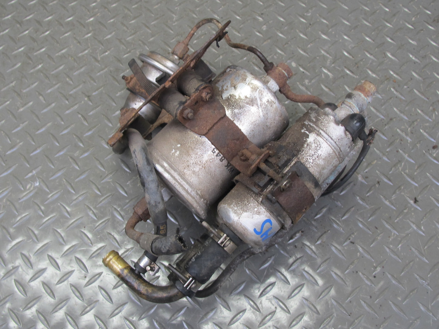 86-91 Mercedes W126 560SEC 560SEL Fuel Pump w Filter & Cover OEM
