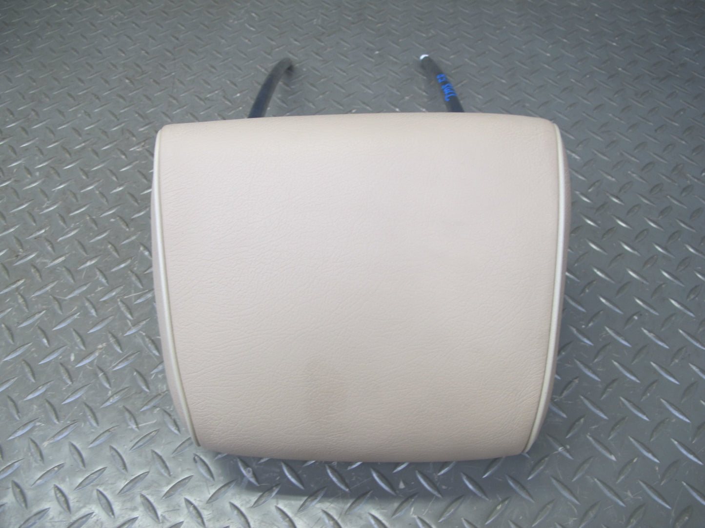 94-99 Mercedes W140 Set of 2 Front Left & Right Seat Leather Headrest OEM