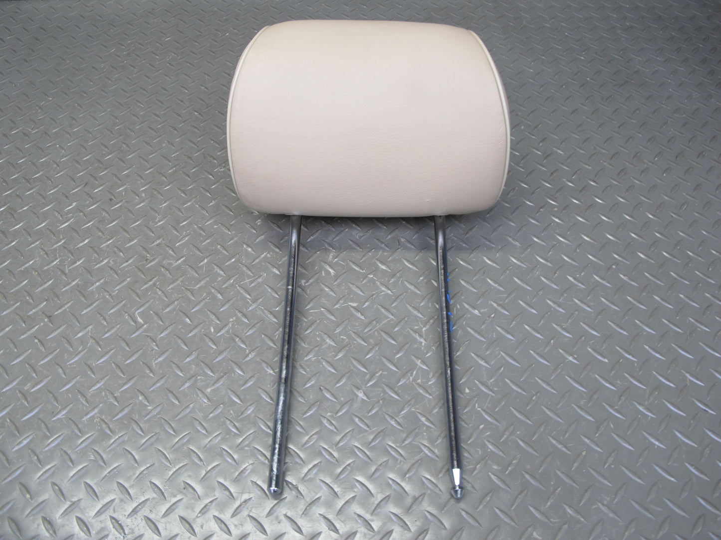 94-99 Mercedes W140 Set of 2 Front Left & Right Seat Leather Headrest OEM