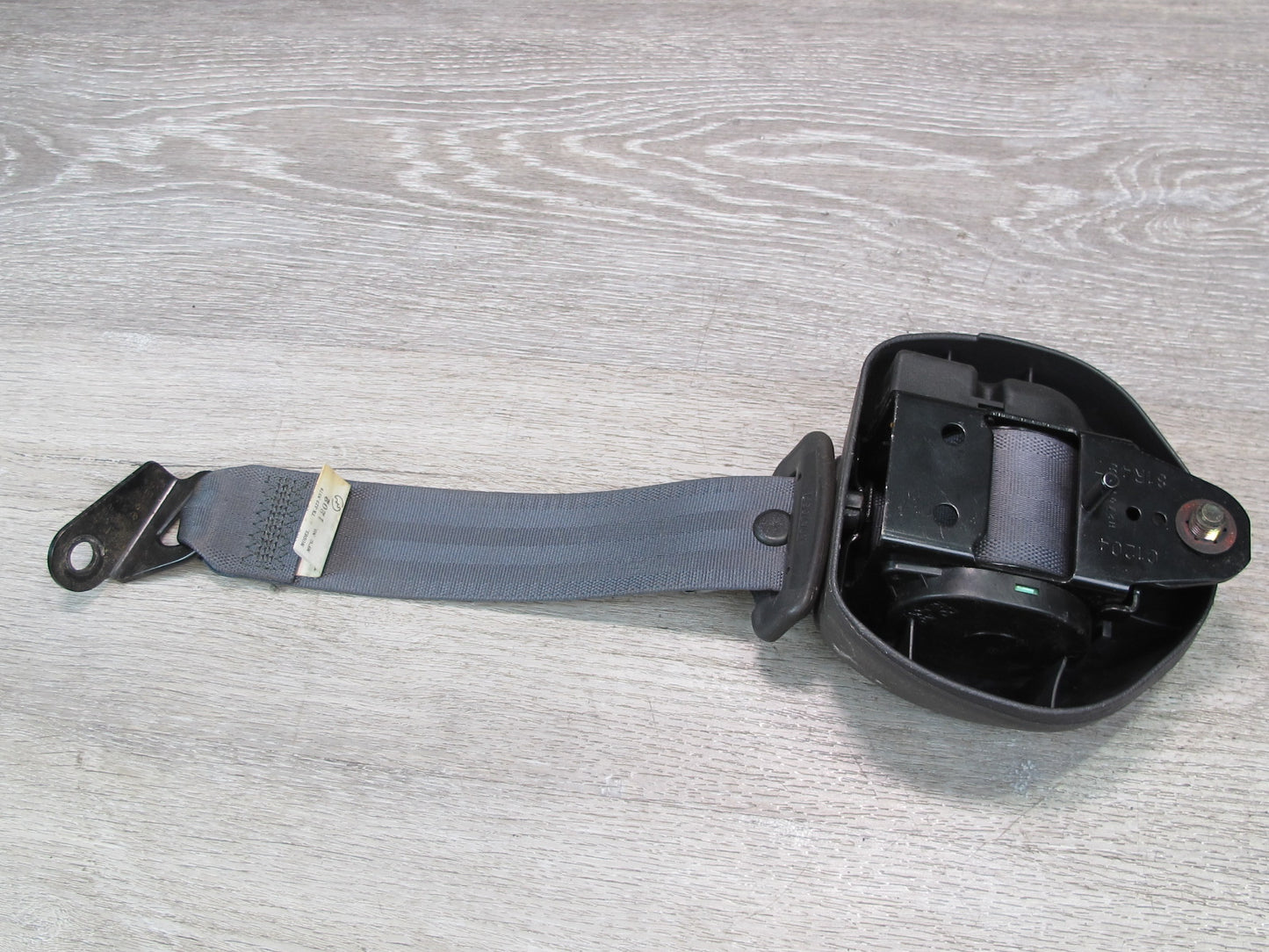 91-99 DODGE STEALTH REAR RIGHT & LEFT SIDE SEATBELT RETRACTOR SET OEM
