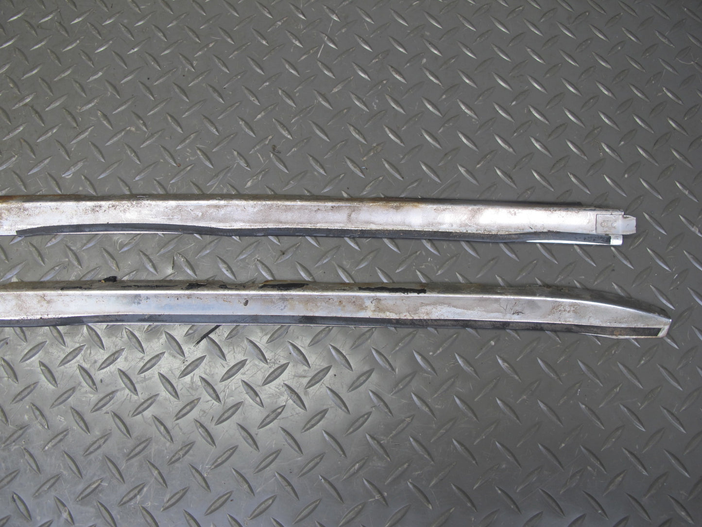 86-91 Mercedes W126 Sedan Front Windshield A Pillar Chrome Trim Molding Set OEM