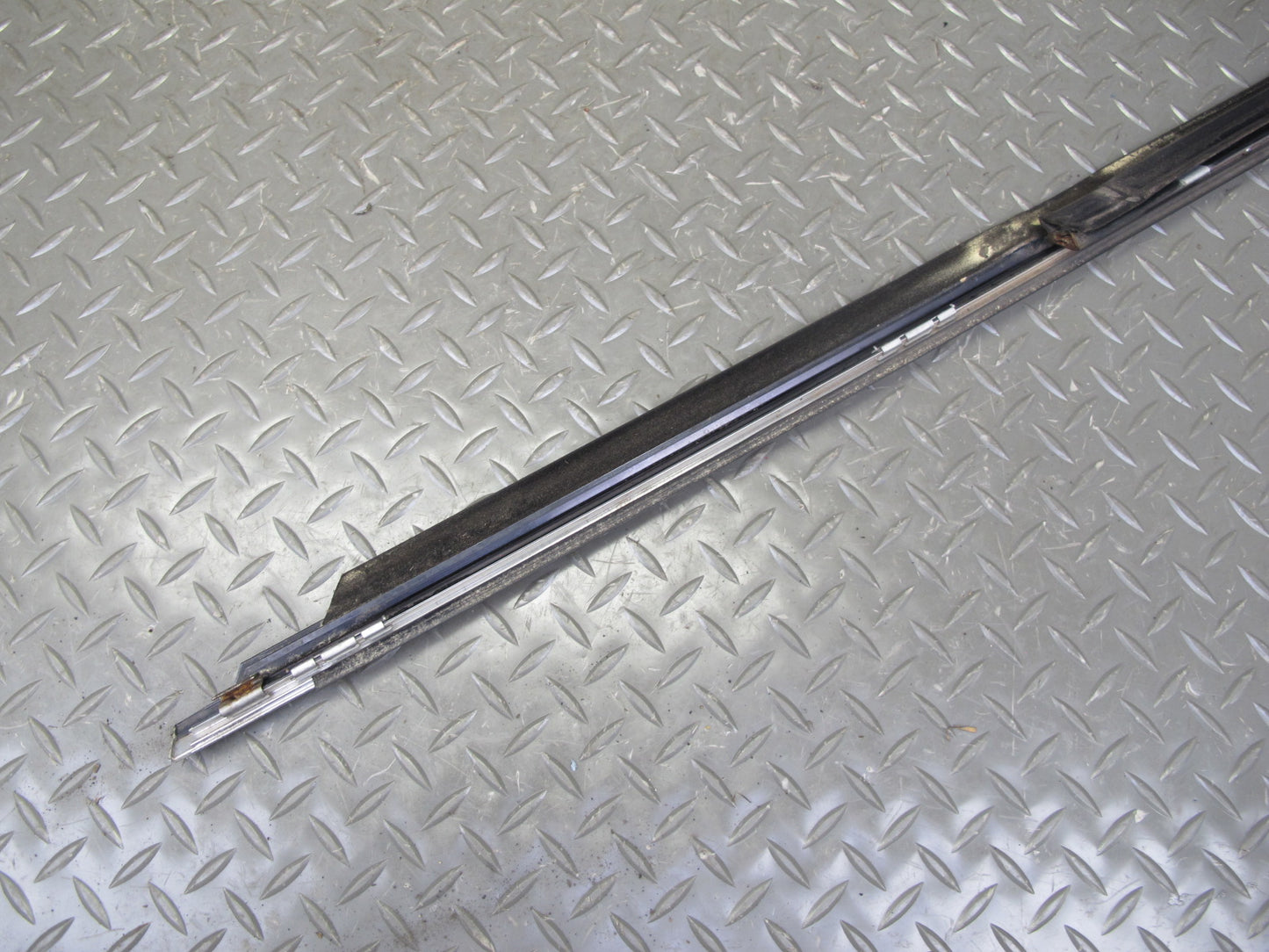 94-99 Mercedes W140 Rear Left Door B Pillar & Window Trim Molding Silver Set OEM