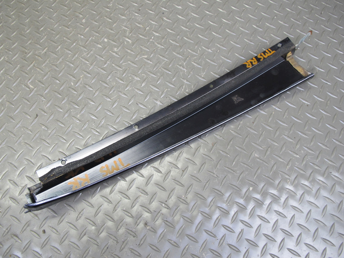 94-99 Mercedes W140 Rear Right Door B Pillar & Window Trim Molding Silver Set