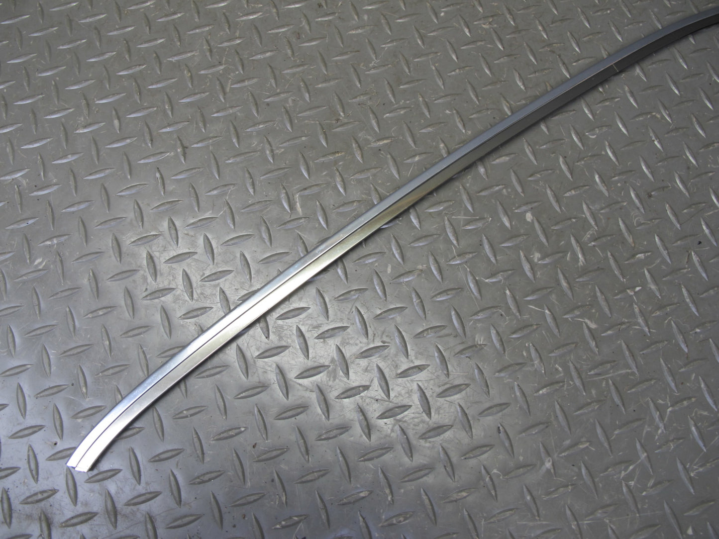 94-99 Mercedes W140 Rear Right Door B Pillar & Window Trim Molding Silver Set