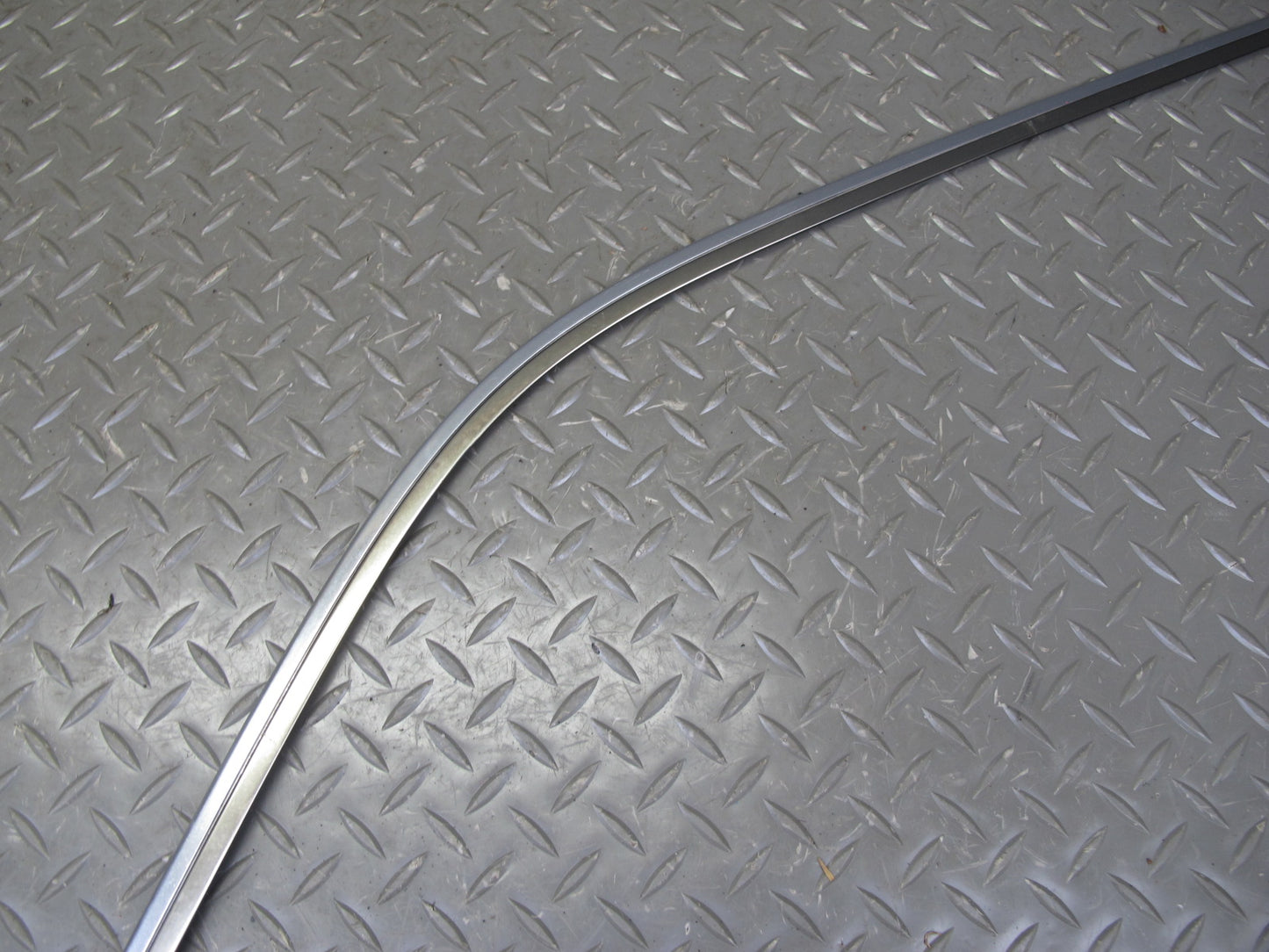 94-99 Mercedes W140 Rear Right Door B Pillar & Window Trim Molding Silver Set