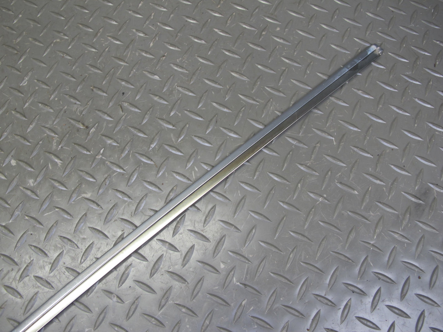 94-99 Mercedes W140 Rear Right Door B Pillar & Window Trim Molding Silver Set