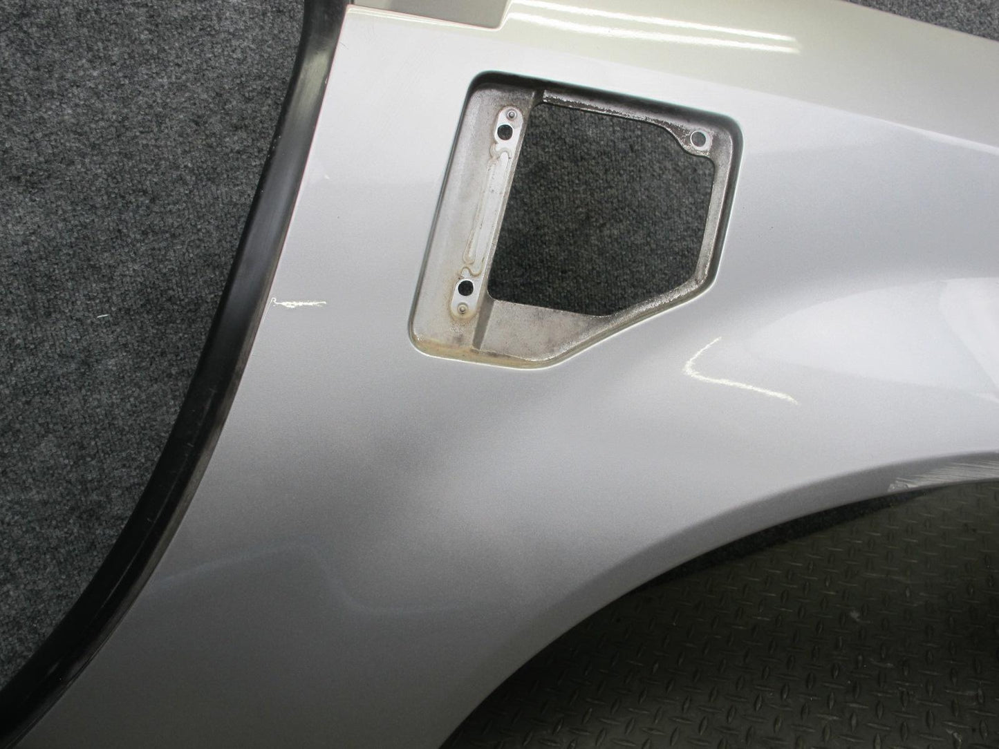 2004-2009 Cadillac XLR Rear Left Side Quarter Fender Panel Cover Shell Silver