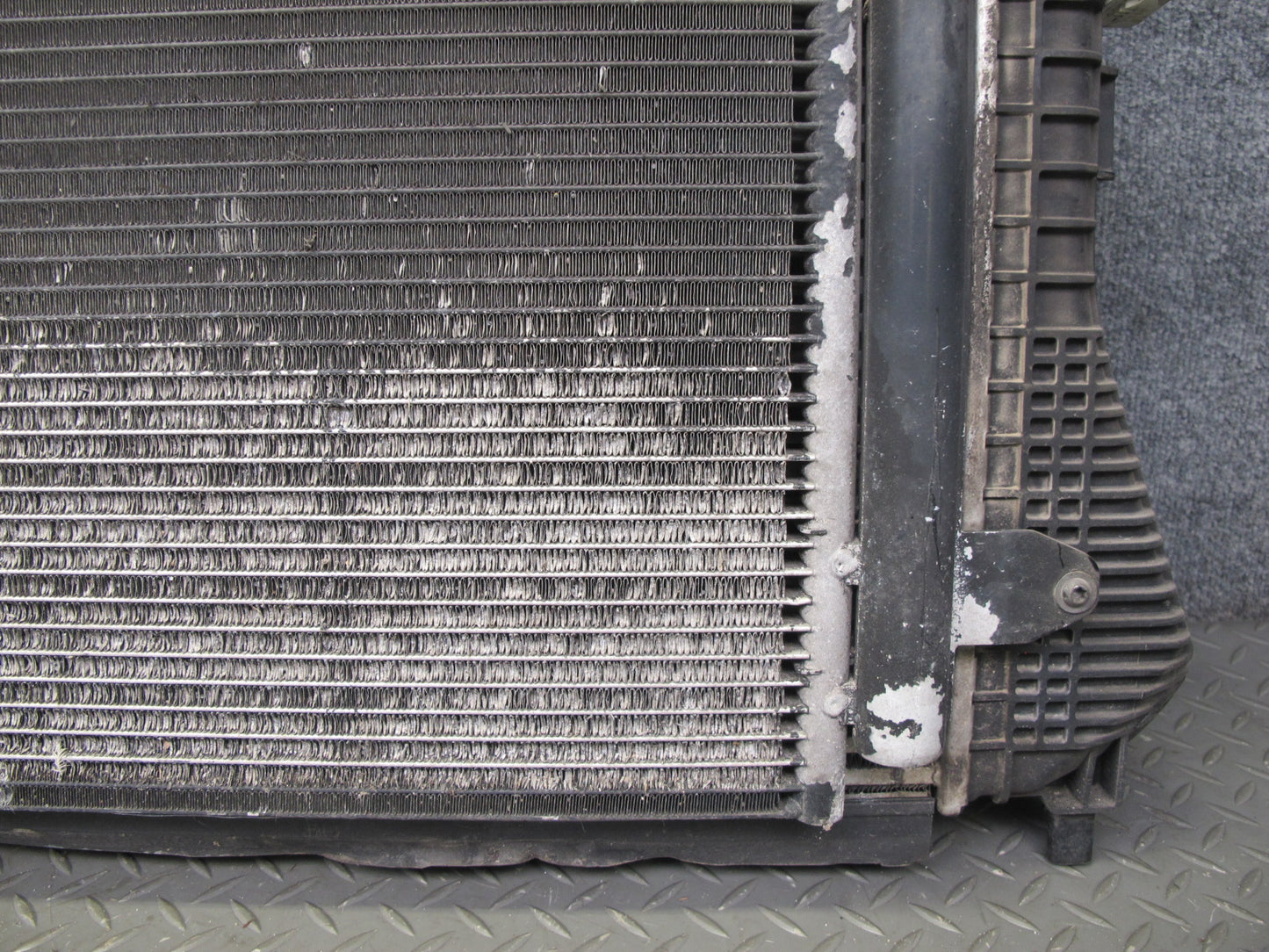 12-13 VW Golf R MK6 M/T Engine Cooling Radiator A/C Condenser Fan Shroud OEM
