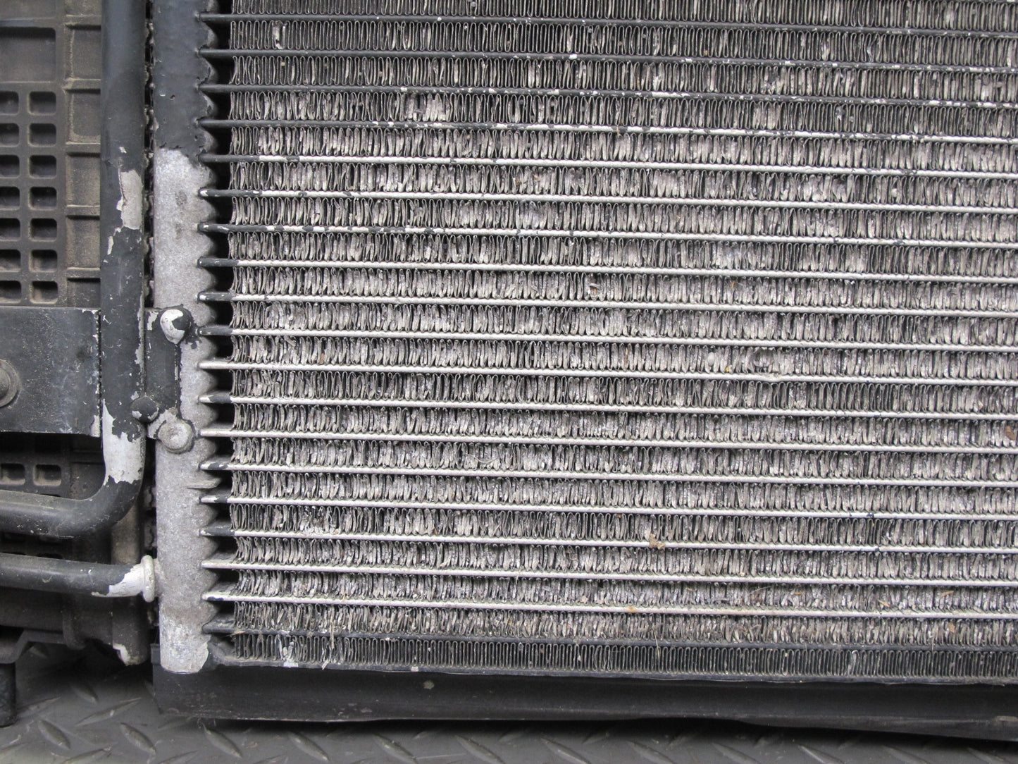 12-13 VW Golf R MK6 M/T Engine Cooling Radiator A/C Condenser Fan Shroud OEM
