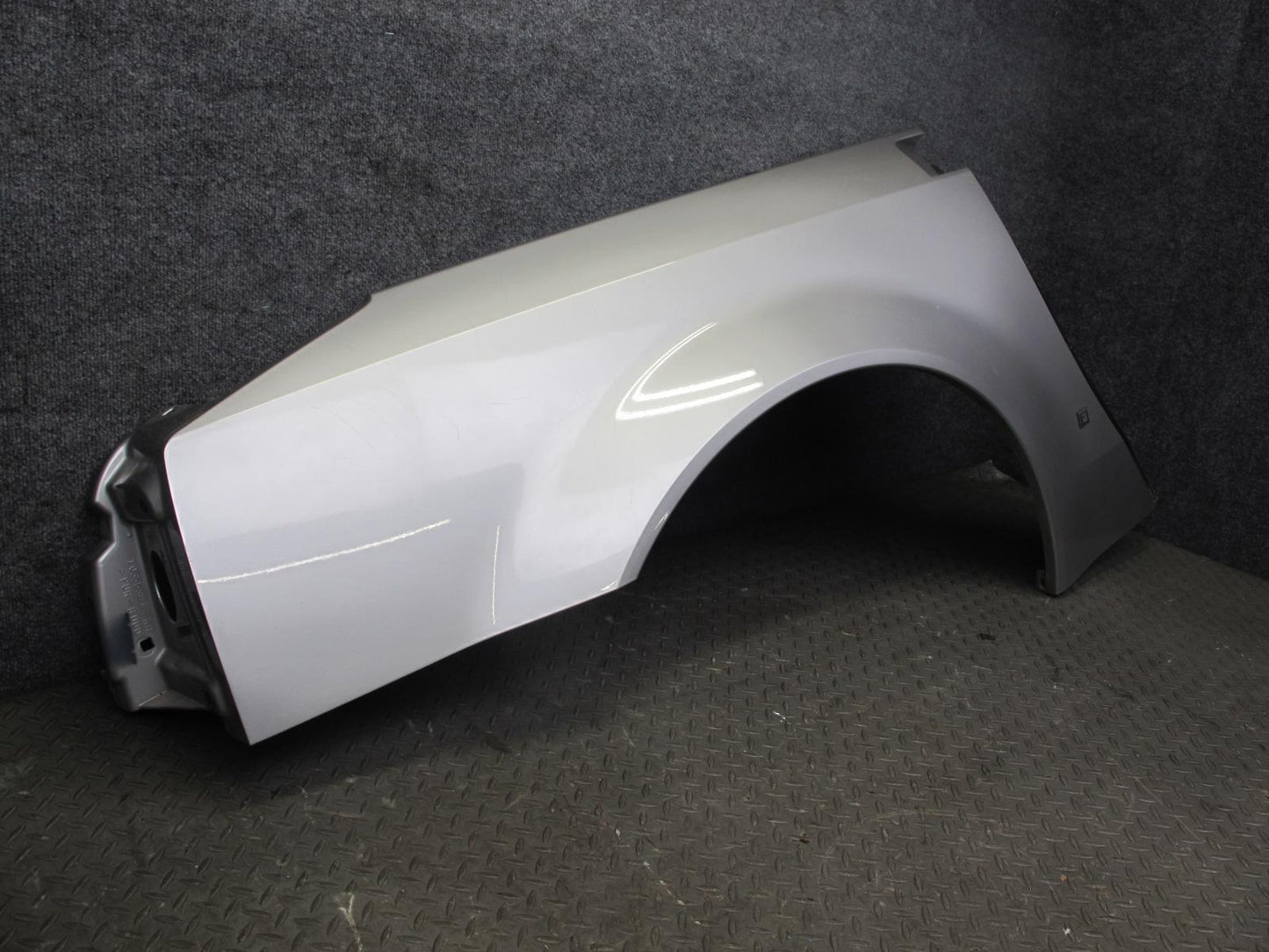 2004-2009 Cadillac XLR Rear Right Side Quarter Fender Panel Cover Shell Silver