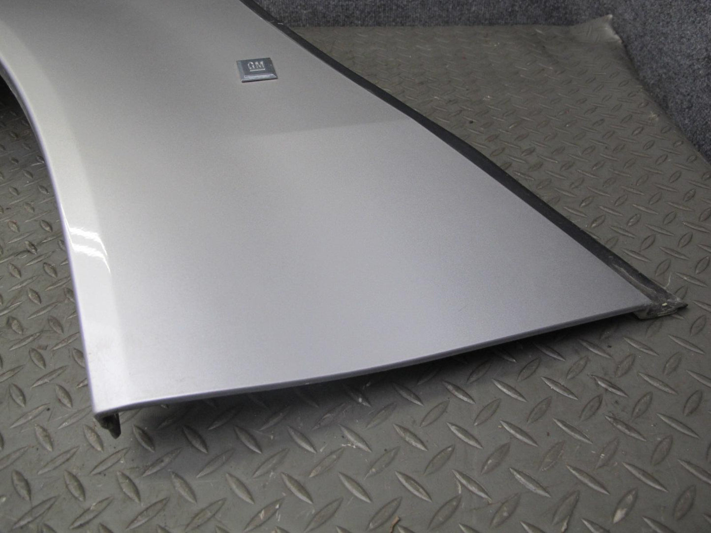 2004-2009 Cadillac XLR Rear Right Side Quarter Fender Panel Cover Shell Silver