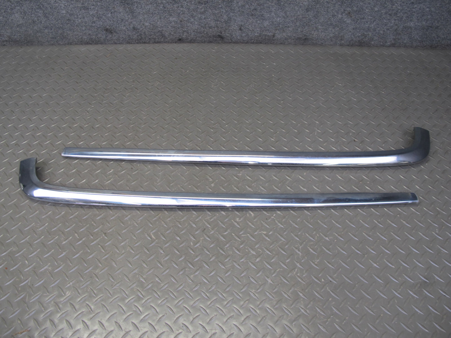 94-99 Mercedes W140 Rear Bumper Left Center Right Chrome Trim Molding Set OEM